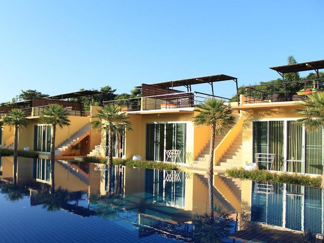 Bangkok.Grand.Resort Bang Bo Ngoại thất bức ảnh