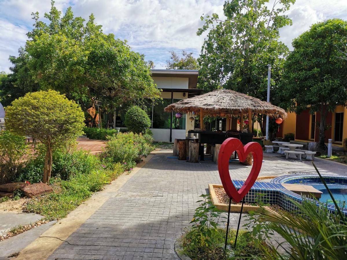 Bangkok.Grand.Resort Bang Bo Ngoại thất bức ảnh