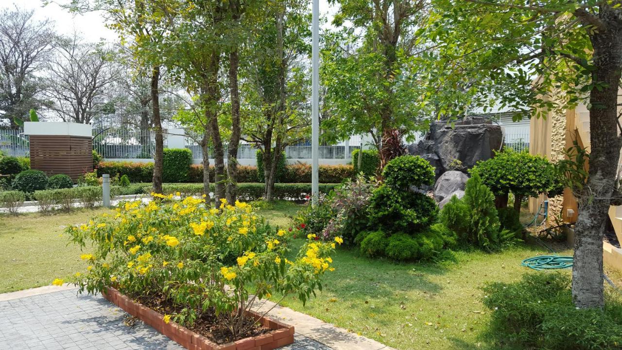Bangkok.Grand.Resort Bang Bo Ngoại thất bức ảnh