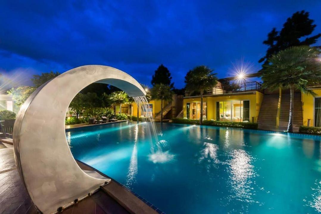 Bangkok.Grand.Resort Bang Bo Ngoại thất bức ảnh