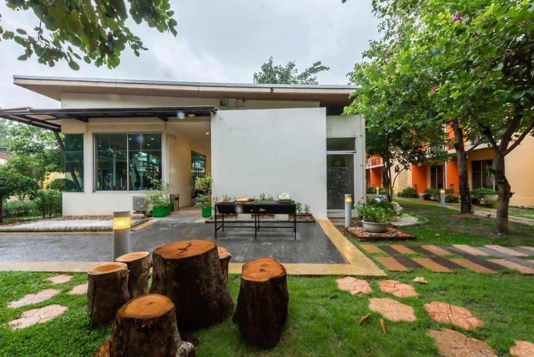 Bangkok.Grand.Resort Bang Bo Ngoại thất bức ảnh