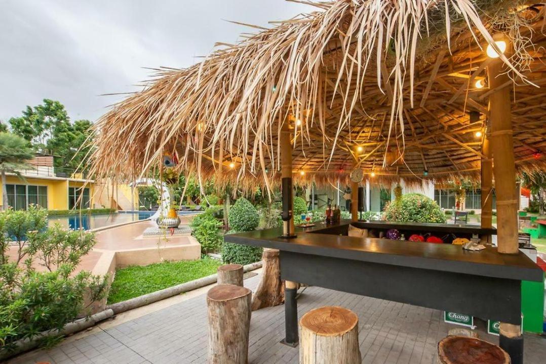 Bangkok.Grand.Resort Bang Bo Ngoại thất bức ảnh