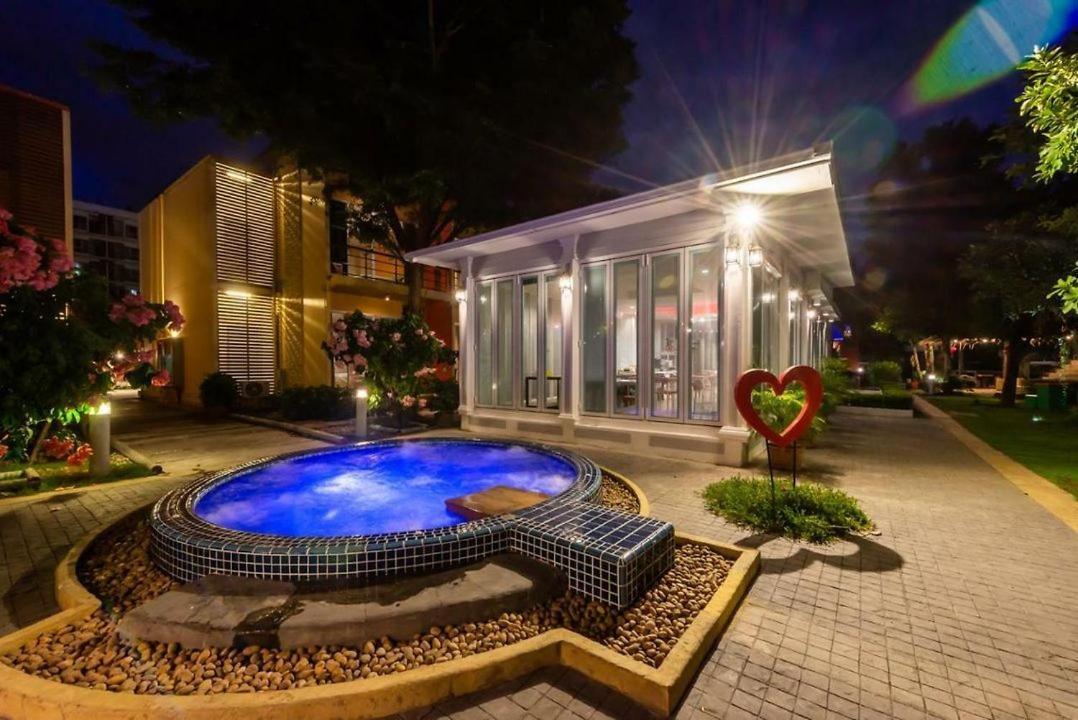 Bangkok.Grand.Resort Bang Bo Ngoại thất bức ảnh