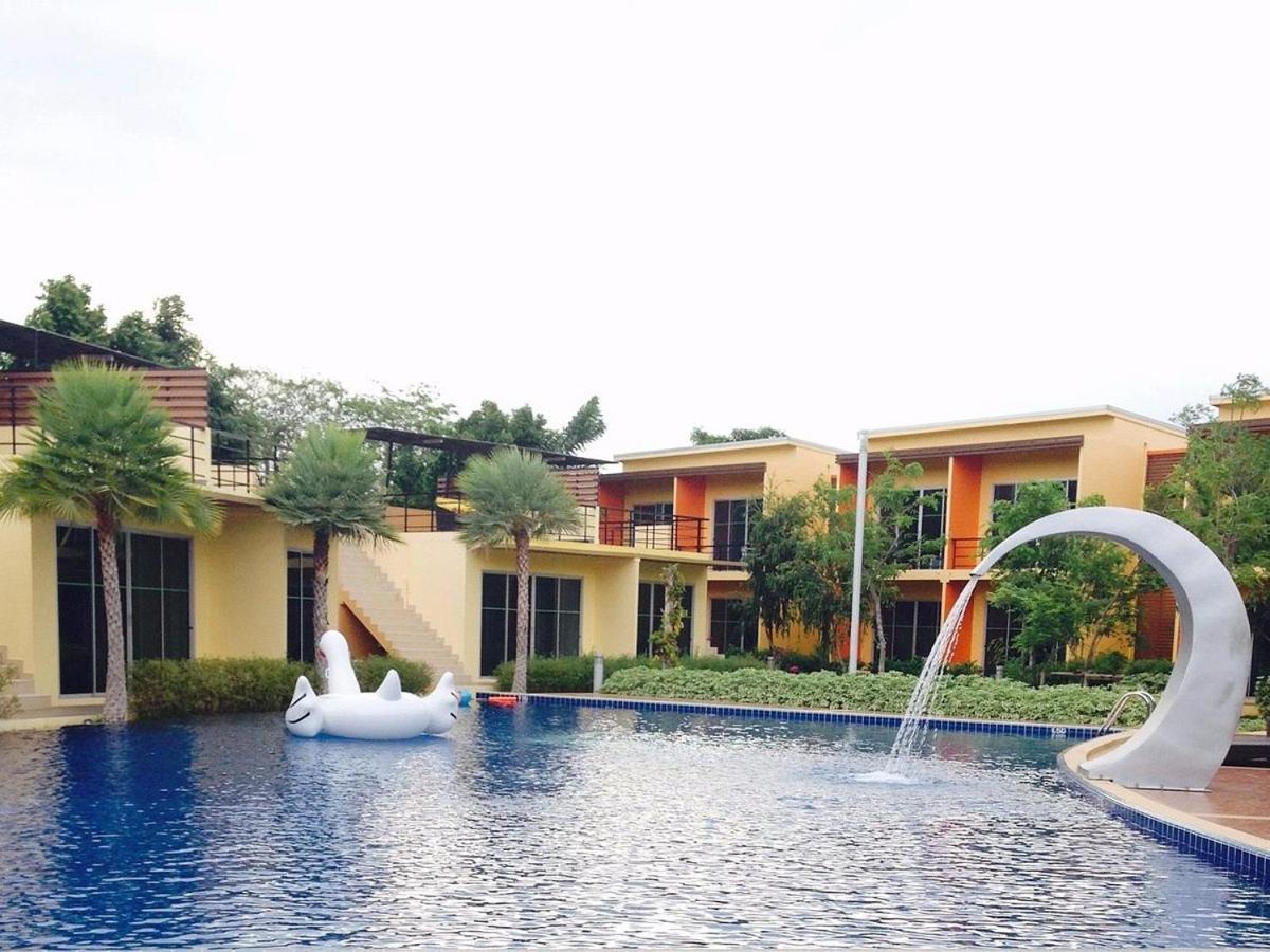 Bangkok.Grand.Resort Bang Bo Ngoại thất bức ảnh